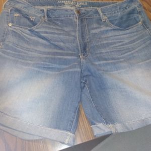 Great condition American eagle denim shorts.